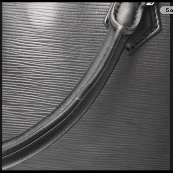 LOUIS VUITTON Epi Grandsac LV Circle Tote - Picture 5 of 13